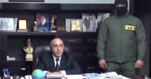 Həbs edilən icra başçısının oğlanlarını nə gözləyir?