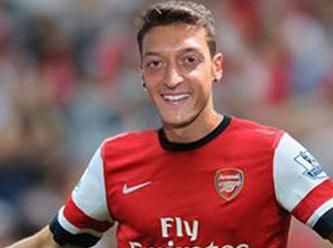 Mesut Ozil 219 yoxsul uşağın əməliyyatını üzərinə götürüb – FOTO