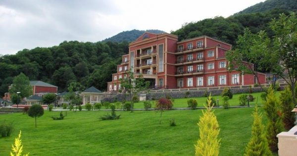 Məşhur Azərbaycan oteli müvəqqəti olaraq təmirə bağlanır