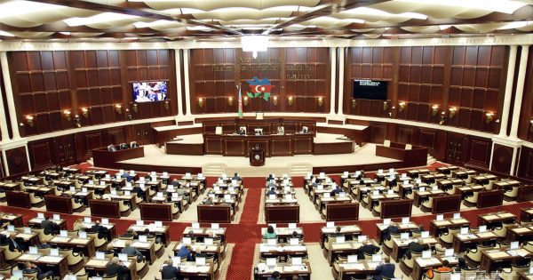 Milli Məclisin yeni sədri seçildi