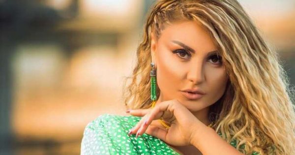 Dəbdəbəli villasını 600 minə satır- Şəbnəm Tovuzlu