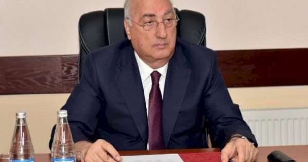 Zakir Fərəcov keçmiş “kassir”inə vəzifə verdi