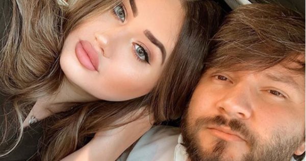 400 min manatlıq toy etməsi ilə gündəmə gələn bloger boşanır