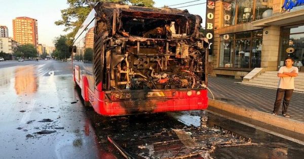 “Bakubus” avtobuslarının yanma səbəbi açıqlandı