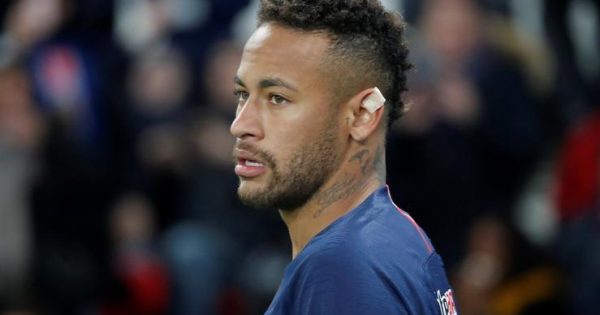 “Səhvini etiraf etmirsənsə, kişi deyilsən” – Neymar