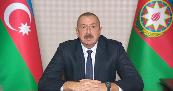 İlham Əliyev bir sıra dövlət və hökumət başçılarına məktublar ünvanladı