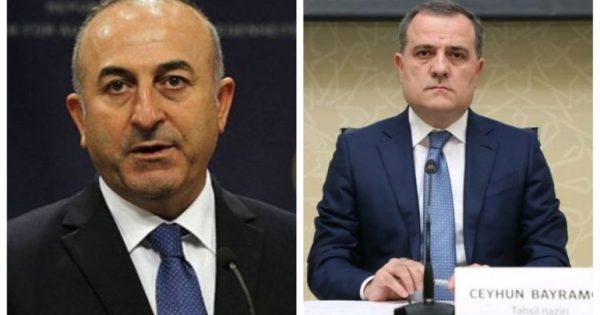 Mövlud Çavuşoğlu ilə Ceyhun Bayramov telefonla danışıb