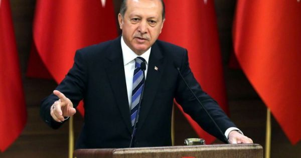 “İlham qardaşıma zəng edib deyirlər ki, yanınızda kimin olduğunu bilirik”- Ərdoğan