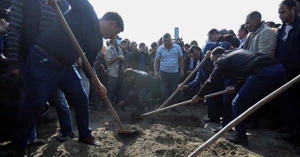 “Reuters” Bərdə terrorundan yazdı