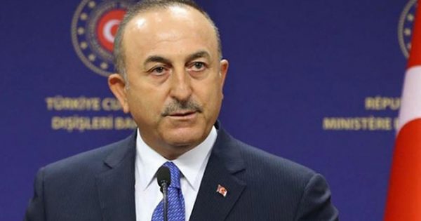 Mövlud Çavuşoğludan Bayraq günü təbriki