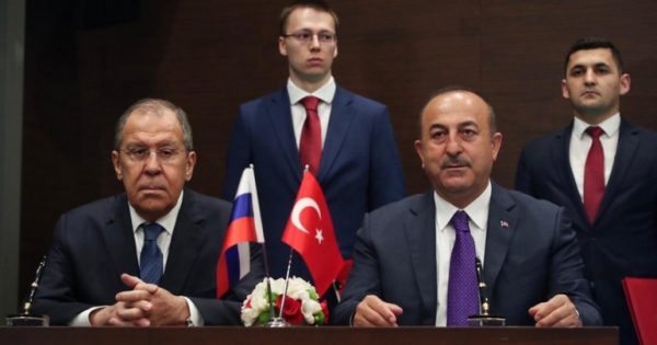 Mövlud Çavuşoğlu ilə Sergey Lavrov arasında telefon danışığı olub