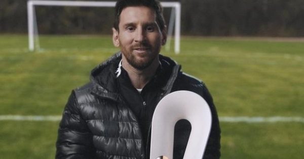 Messi ilin dünya çempionu seçildi