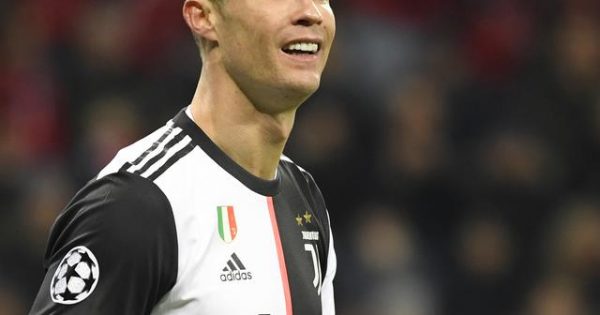 Ronaldo noyabrın ən yaxşısıdır