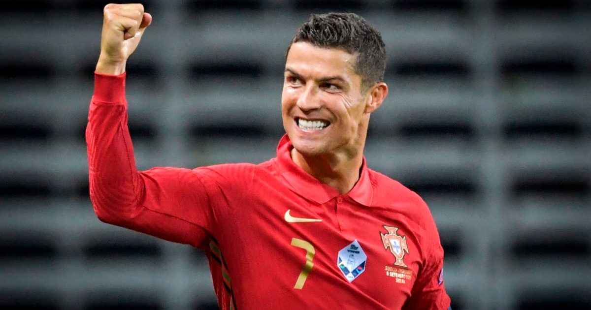 Ronaldo “Golden Foot” mükafatını qazanıb