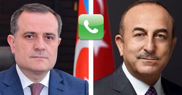 Azərbaycan və Türkiyə XİN rəhbərləri telefonla danışdı