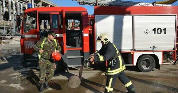 Bakıda zavodda PARTLAYIŞ: ölən var