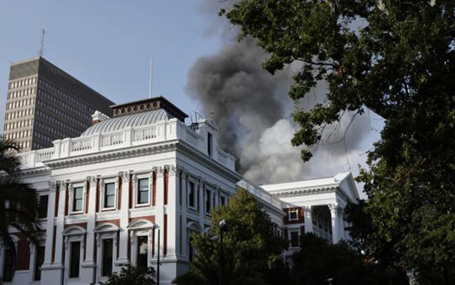 image-guney-afrika-parliament-fire-afp-1735855_2