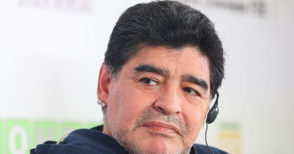 image-1646720564_1646712241_maradona