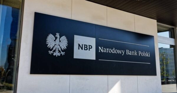 image-national_bank_of_poland_050521_creative_cropped_2