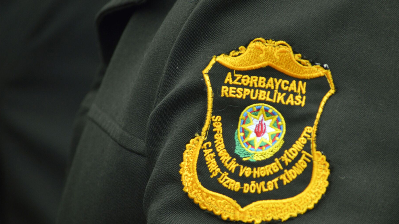 Bir general, 22 polkovnik, 38 polkovnik-leytenant, 14 mayor ...