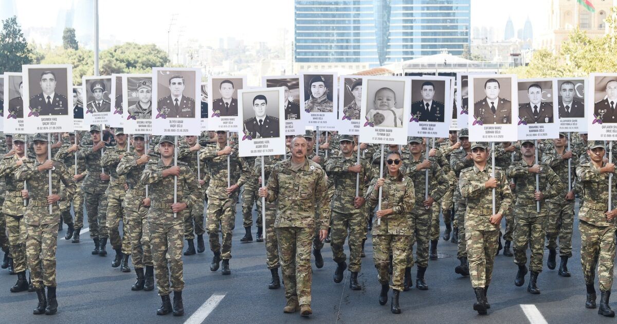 image-9ec7855434b8cceb279a80f1808f982ban-m_y-r-_prezident_-loiev_v-_vitse-prezident_m-liyeva-jpg