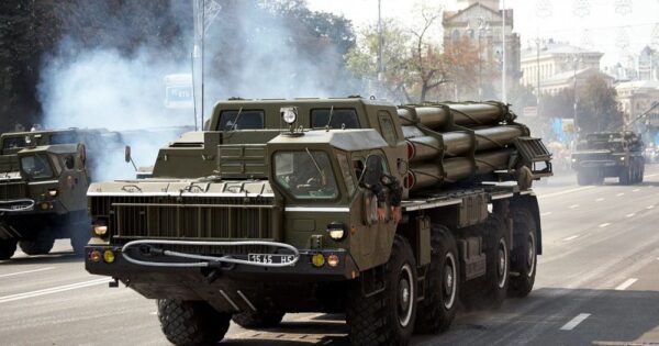 image-1200px-bm-30_smerch_paradejpg-1748601860
