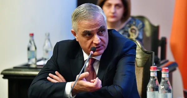 image-177c690f-c081-3f0c-b33c-008058023da3_825