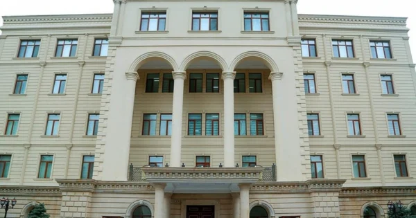 image-1b30df0b-5e45-3a84-92b0-064722cc3170_825