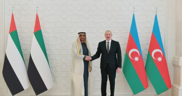 İlham Əliyev Məhəmməd bin Zayed Al Nəhyana təbrik ünvanlayıb 3 image-6