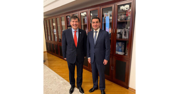 Hikmət Hacıyev BMT-nin müvəqqəti rezident əlaqələndiricisi ilə görüşüb 44 image-697c865391c2b697c865391c2c1769768531697c865391c29697c865391c2a_1769774303