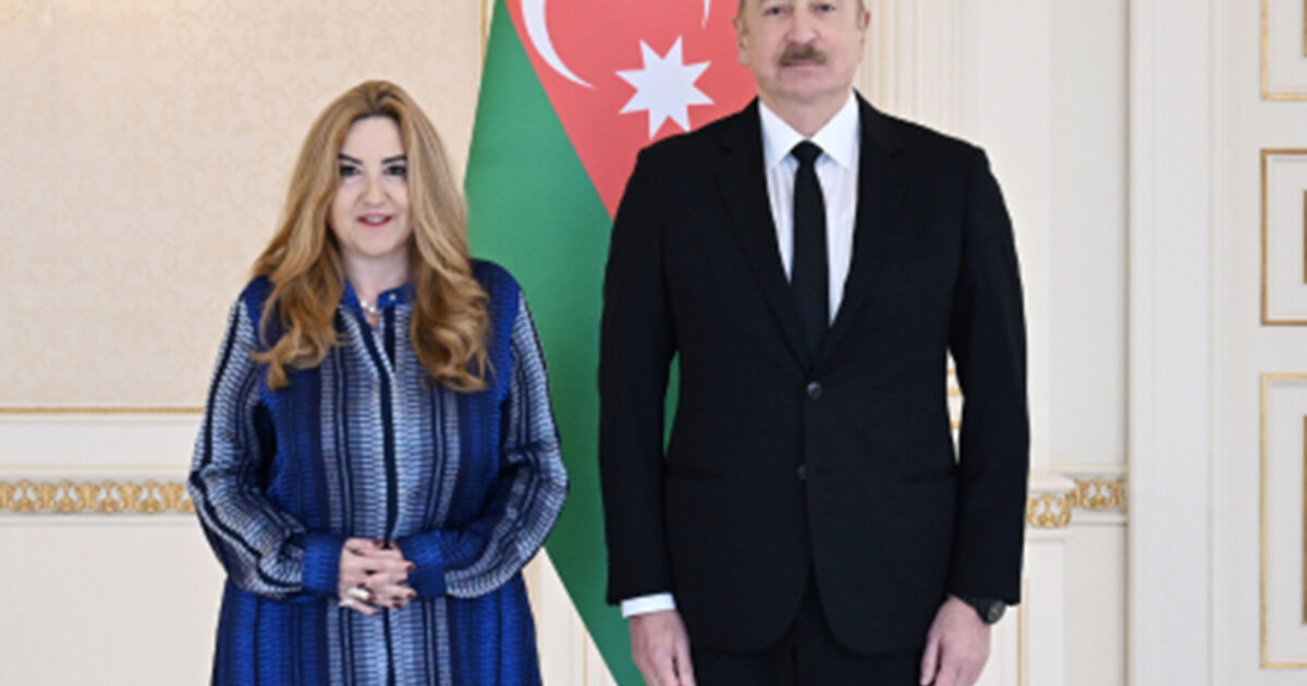 Prezident yeni səfirləri qəbul etdi - Fotolar - Yenilənib 8 image-prez