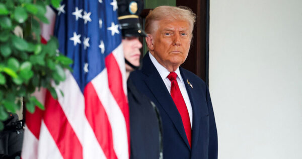 ABŞ-də fövqəladə vəziyyət elan edildi 7 image-tramp