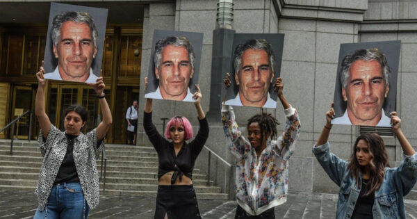 Epşteynin qurbanlarına milyonlarla dollar ödəniləcək 2 image-epsteynodenis